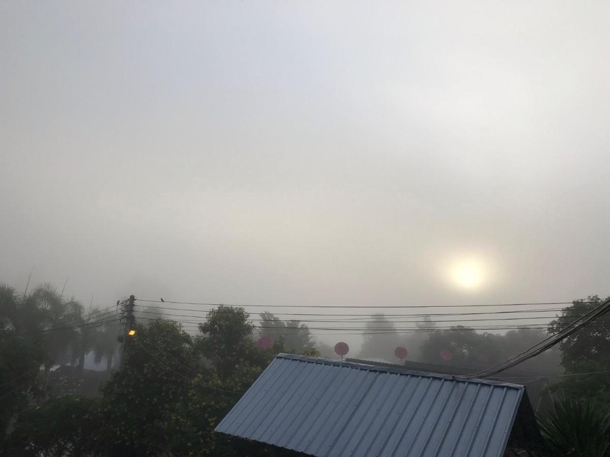 Baan Rai Pray Rung Kaeng Krachan Ban Tha Ling Lom Esterno foto